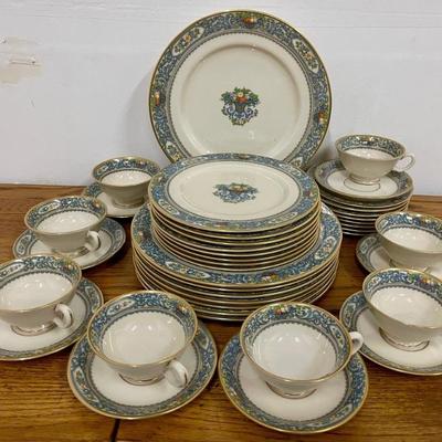 8 Piece Place Setting Of Lenox Autumn China 