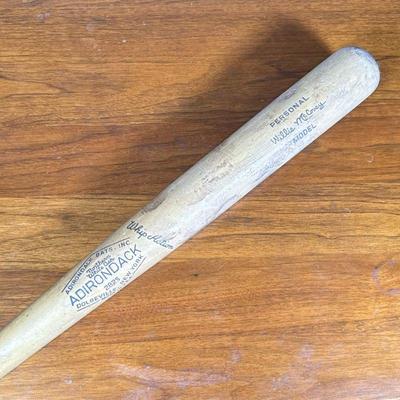 Vintage Adirondack Baseball Bat | Northern white ash. - l. 33.75 in