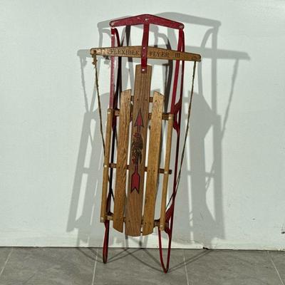 FLEXIBLE FLYER VINTAGE SLED | l. 50 in