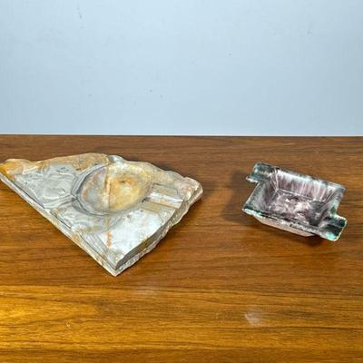 (2pc) VINTAGE ASHTRAYS | Including a flambe glazed ceramic ashtray signed on the bottom "Germany" and a carved agate ashtray. -...
