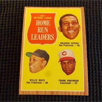 1962 #554 Willie Mays Franks Robinson and Orlando Cepeda