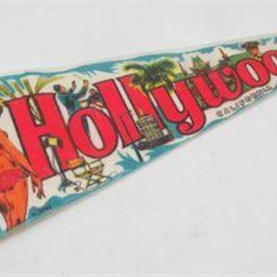 Lot 037  
VTG Hollywood Pin Up girl pennant