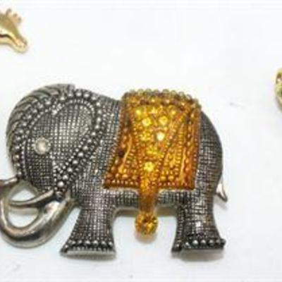 Lot 089   
Enamel Rhinestone Animal brooch pins