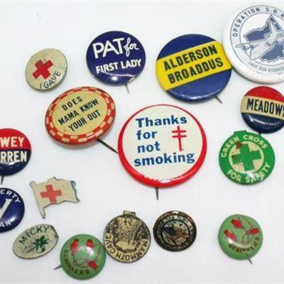 Lot 055   VTG Pinback buttons Political etc