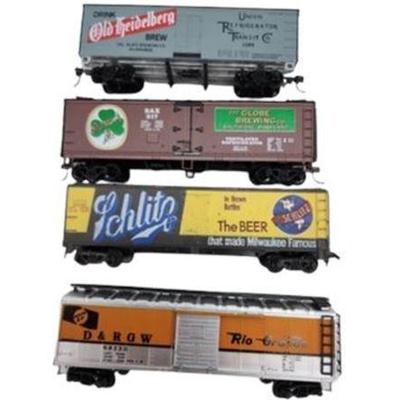 Lot 098   
HO Scale Train Box Cars Lot