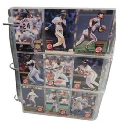 Lot 025   
1994 Donruss Baseball Cards