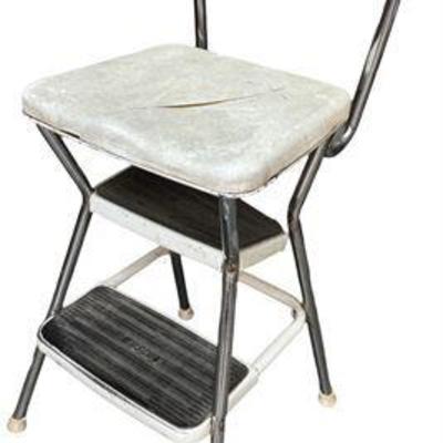 Lot 9998   
Original 1950’s Retro Style Bench Step-Stool