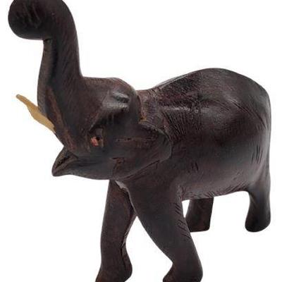 Lot 019   
Vintage Wooden Hand Carved Elephant Figurine