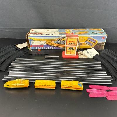 Vintage hotline thunder run set race