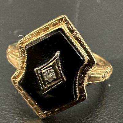 Fantasy 10 k gold ring diamond onyx 5 5 3g without stones