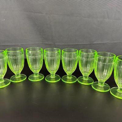8 vaseline green uranium sundae ice cream footed glass