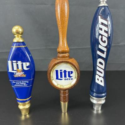 3 beer handles lite beer bud light miller lite
