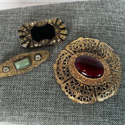 vinatge & Antique Brooches
