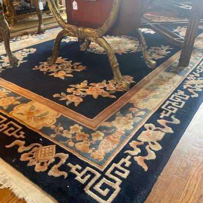 Size 9’ x 6’ wool rug