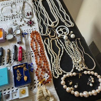 Sale Photo Thumbnail #48