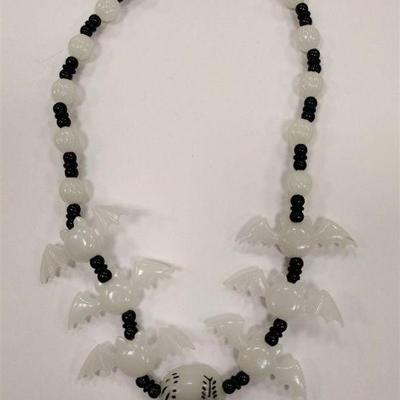 Plastic glow in the dark Halloween necklace
