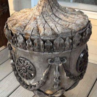 Urn