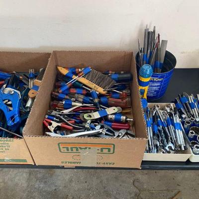 so many tools in excellent condition