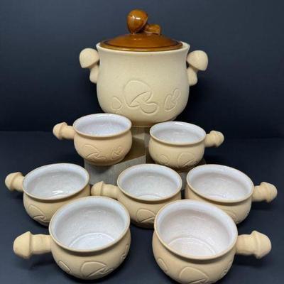 Lorrie Design Oven Proof Mushroom Soup Set w/ Lidded Pot & 7 Bowls	