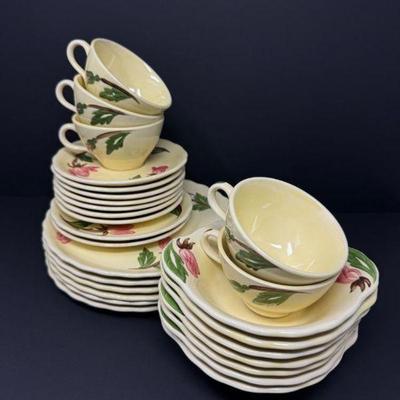 Continental Kilns Hand-Painted Porcelain Dinnerware (27 Pieces)	
