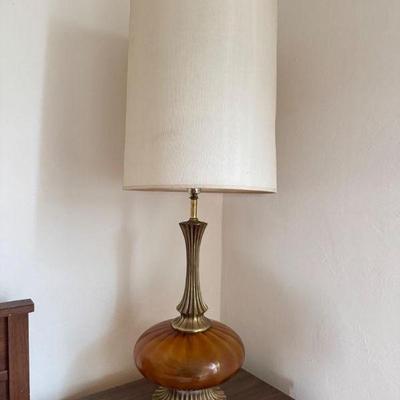 Mid-Century Modern Table Lamp w/ Amber Colored Glass Base	