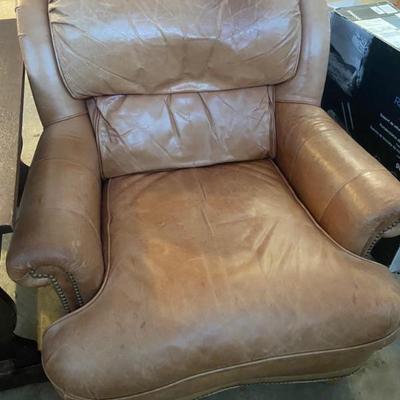 Hickory Manor Leather chair