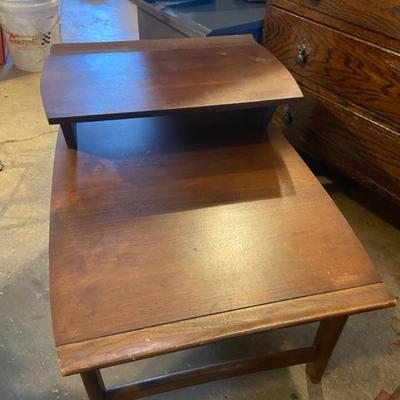 Lane midcentury 2-tier table