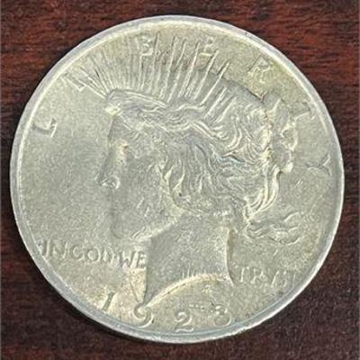 Lot 024   
1923 Peace Dollar