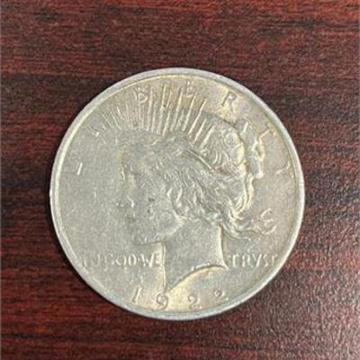Lot 007   
1922 - D - Peace Dollar