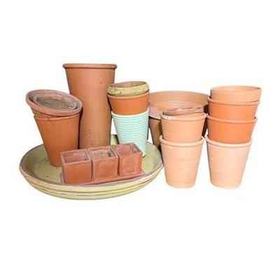 Lot 500-239   
Assorted Terracotta Flower Pots Collection