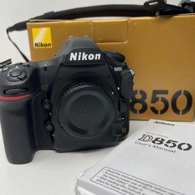 D850 Nikon Digital Camera Body $2K