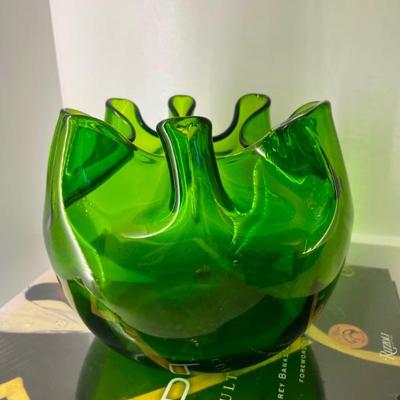 Blenko Rose Bowl #947 in Forest Green Art Glass.