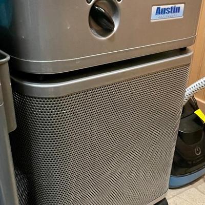 Austin Healthmate air purifier.