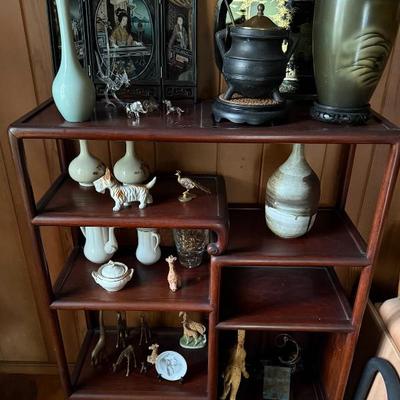 Japanse pottery and bronze hand-painted vases