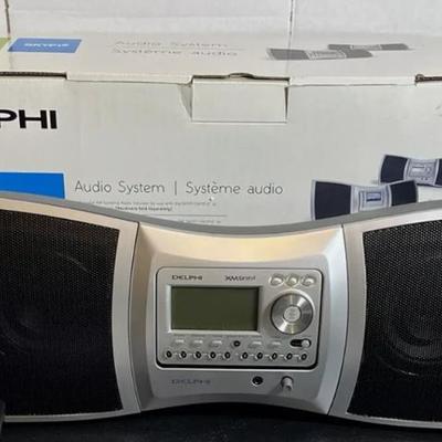 Delphi Skyfi2 SA10101 XM Audio System Boombox Radio With Remote and Box