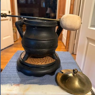 Vintage cast iron smudge pot