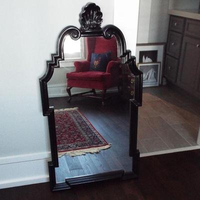 BLACK LACQUER SHAPED SHELL TOP MIRROR