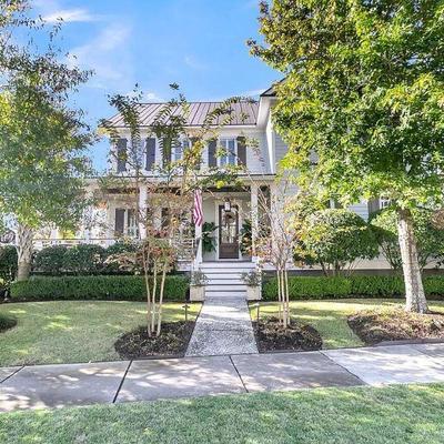 454 LESESNE STREET IN DANIEL ISLAND, SC SALE IS JANUARY 17-19 FROM 1:00 - 4:00 PM