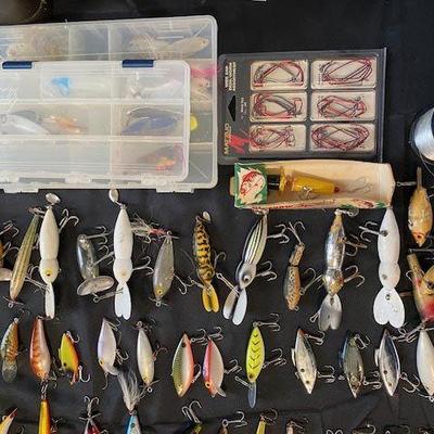 MORE LURES