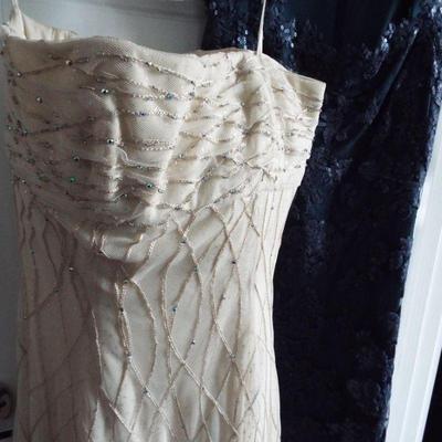 EXQUISITE HIGH QUALITY EVENING AND SPECIAL OCCASION DRESSES WORN BY THE OWNER TO PRESDIENTIAL INAUGURATIONS WHEN THEY LIVED IN WASHINGTON DC