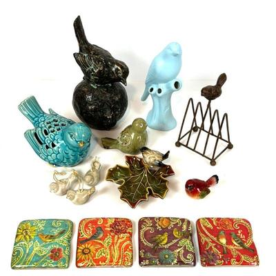 Lot #100 - Charming Bird-Themed Decorative Lot