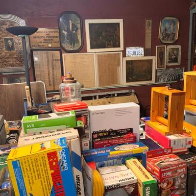 Estate sale photo