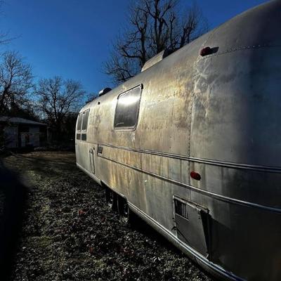 Sale Photo Thumbnail #3: 1970’s Airstream