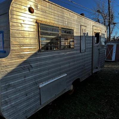 Camper 1