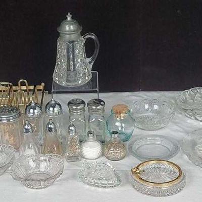 Vintage Kitchen Collection: Glassware, Shakers, Caddy & More