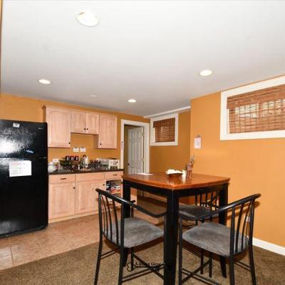 460 bonus room