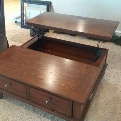 Chippendales table

