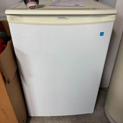 Small Stand up Freezer 