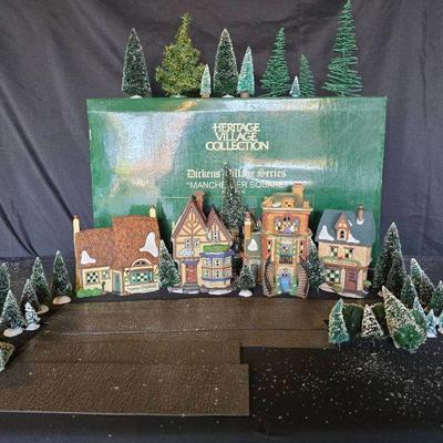 Ct106 department 56 village 4 christmas ceramics