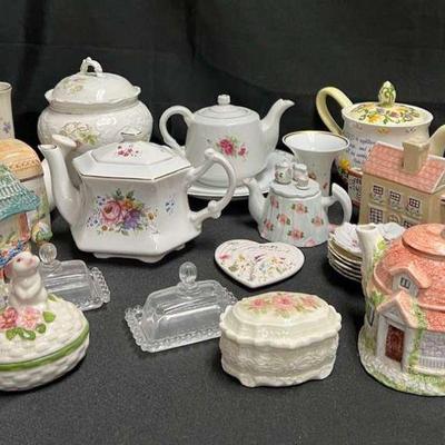 Ct360 whimsical teapot collection